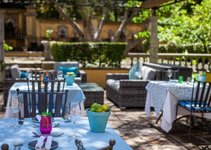 Franschhoek Country House & Villas